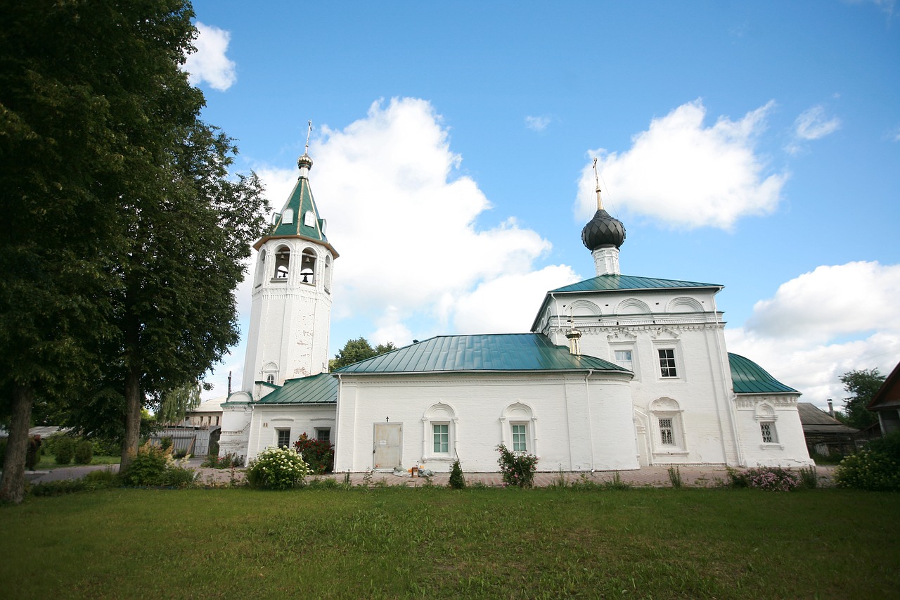 church  summer  sun free photo