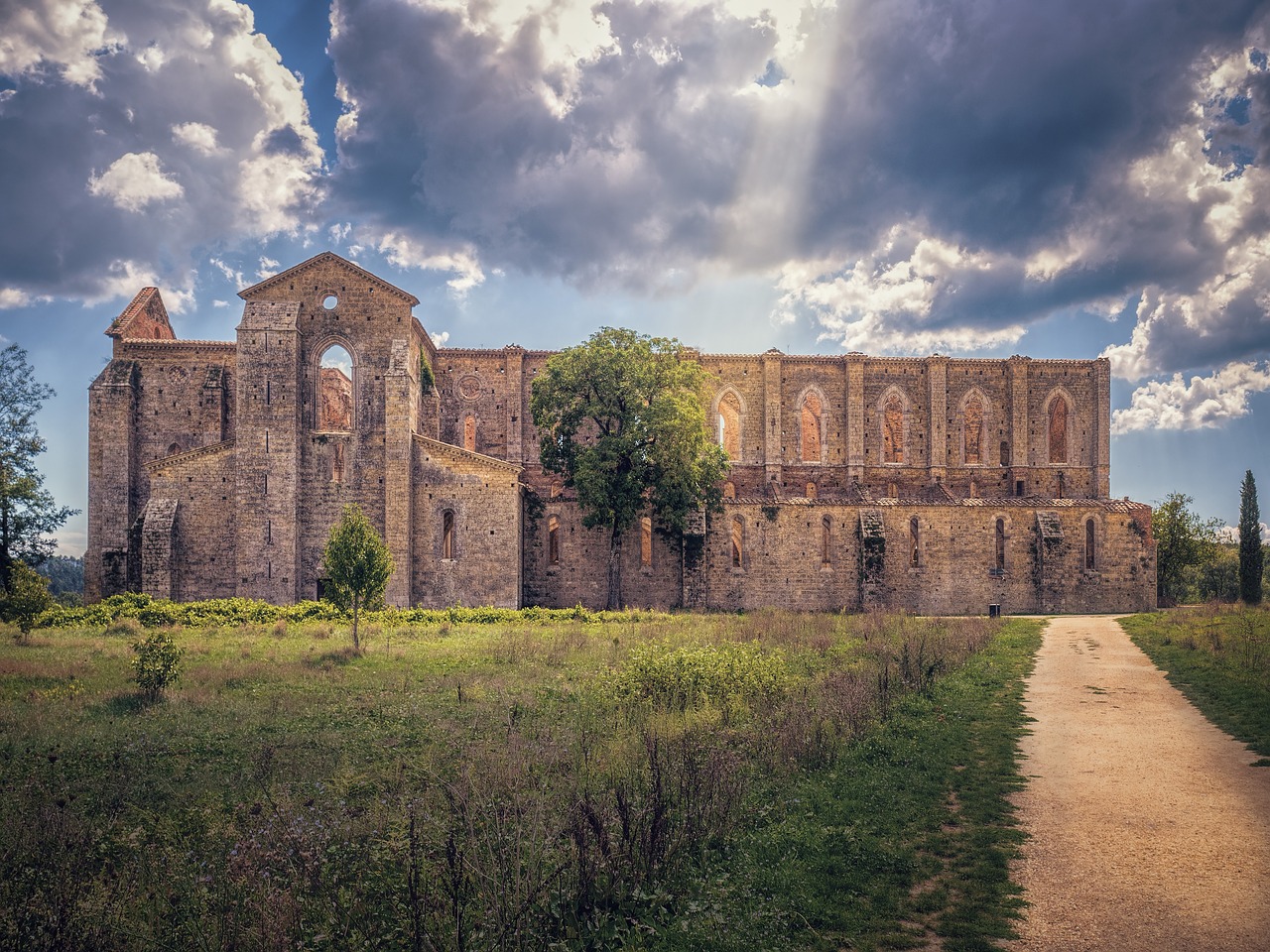 church  ruin  architecture free photo