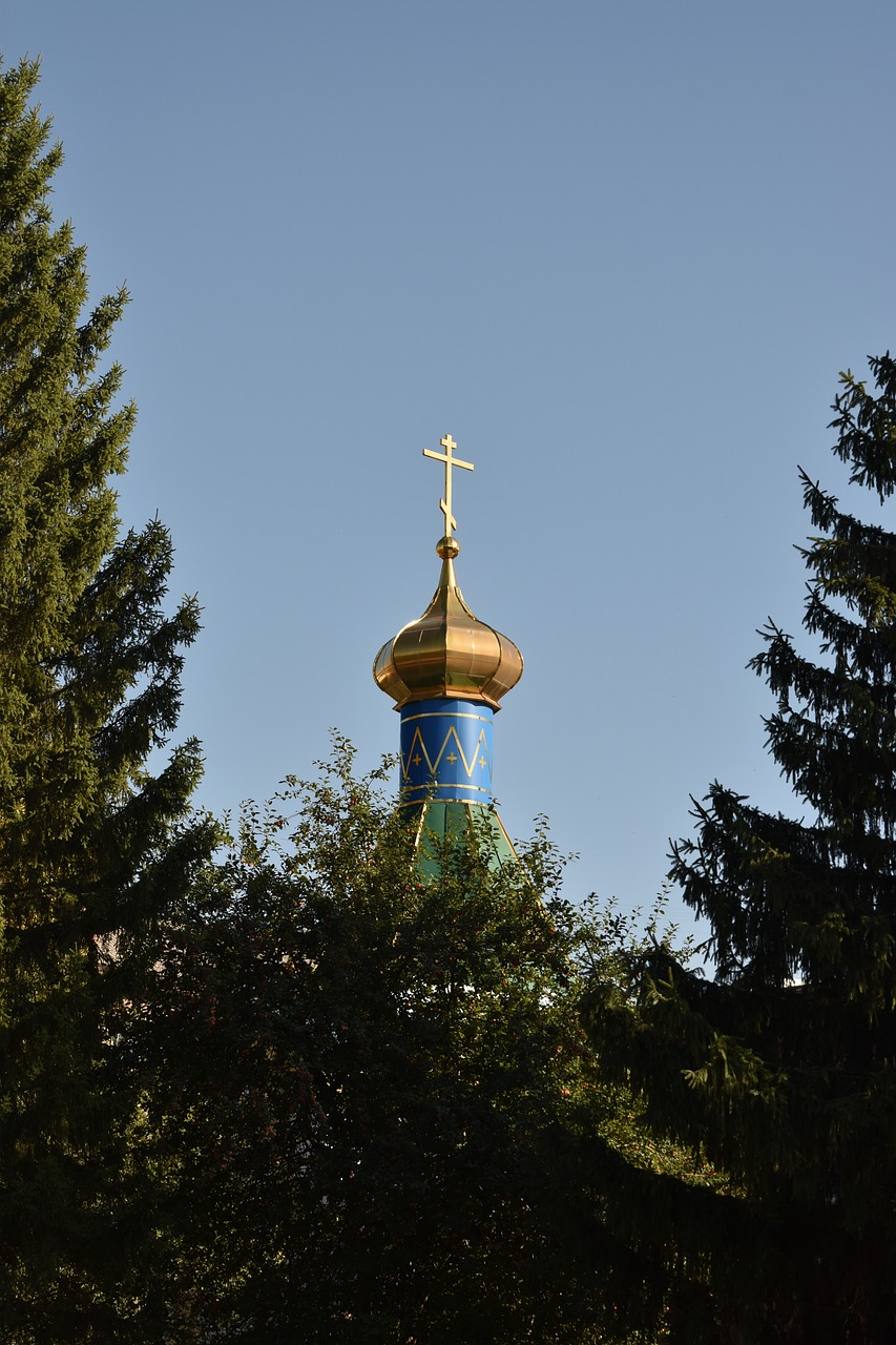 church  dome  novosibirsk free photo