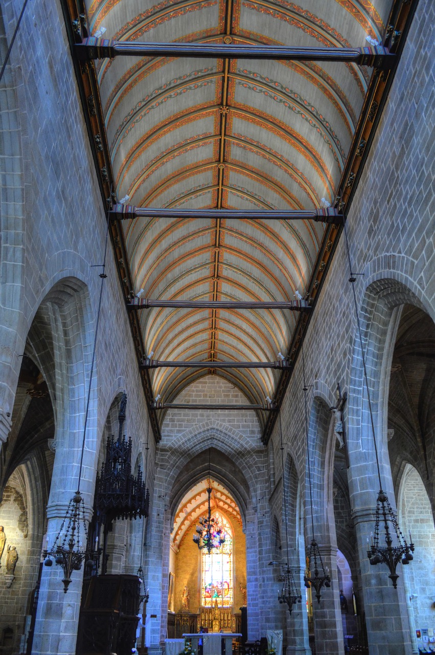 church interior architecture free photo