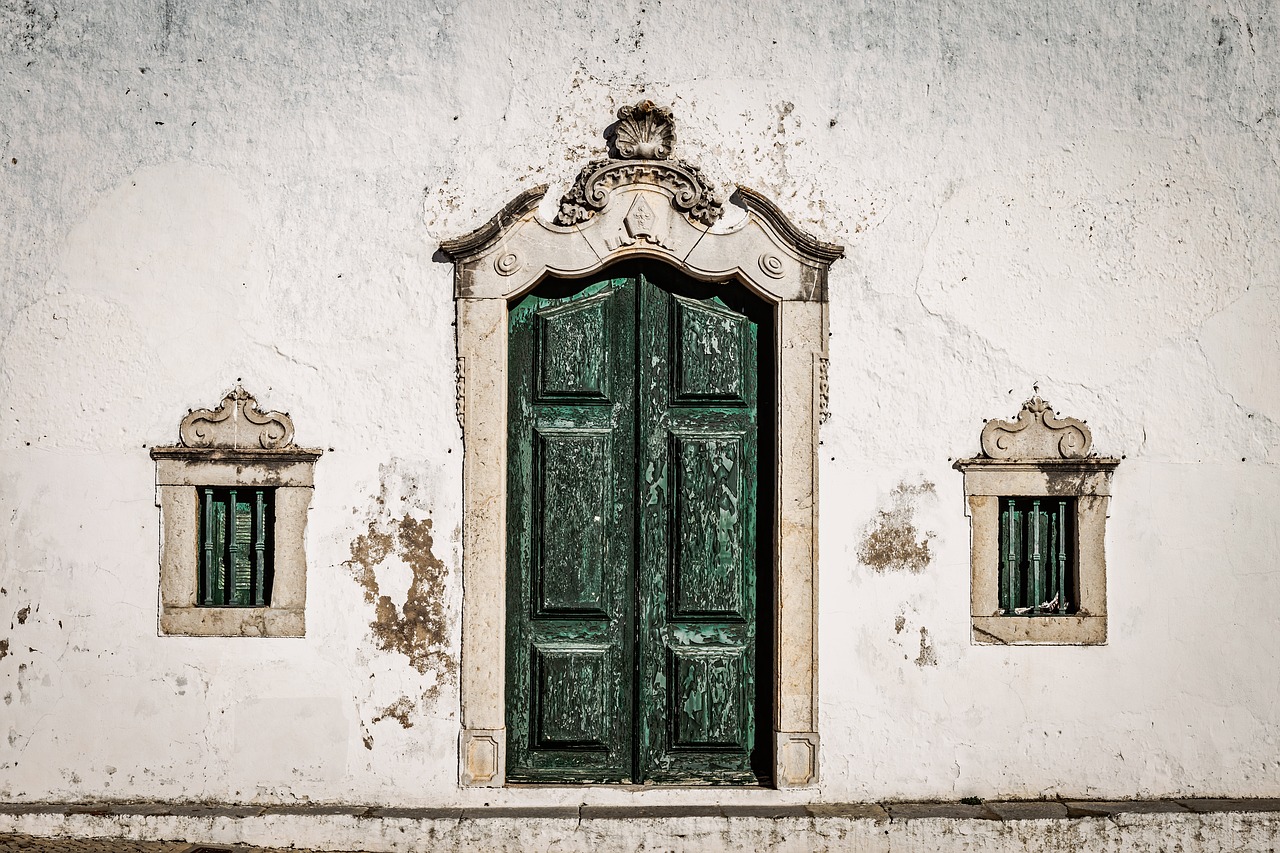 church  side door  building free photo