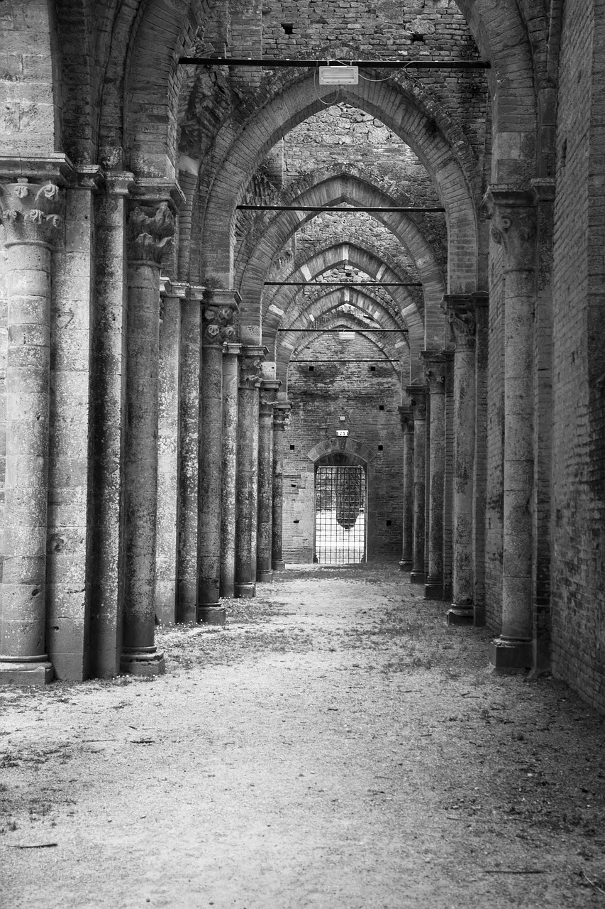 church  ruin  architecture free photo