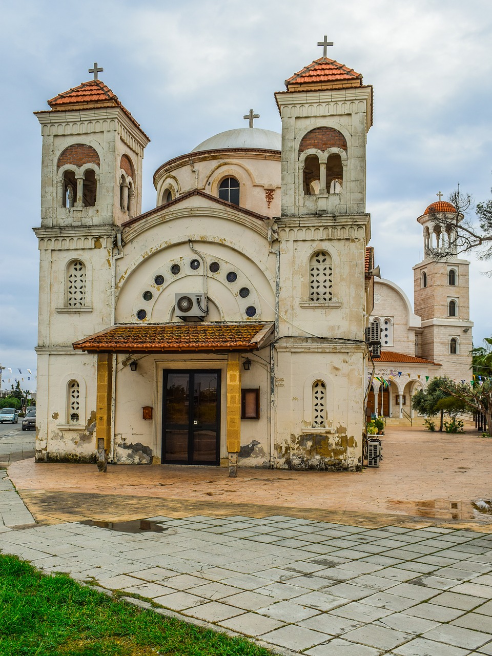 church  old  architecture free photo