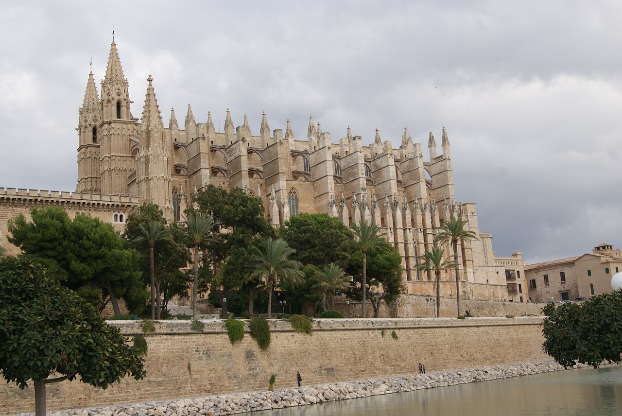 church cathedral palma free photo