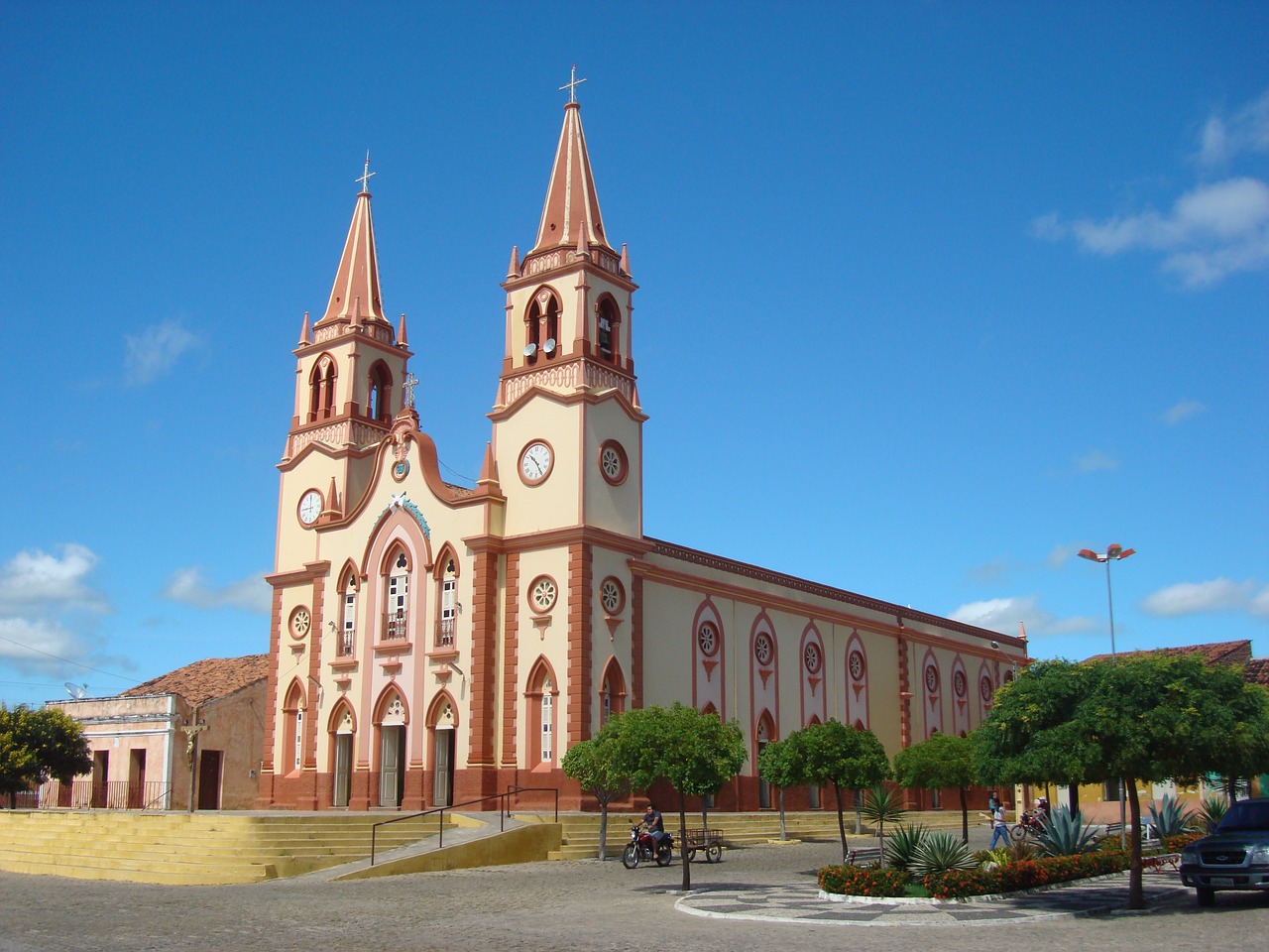 church array lavras da mangabeira-ec free photo
