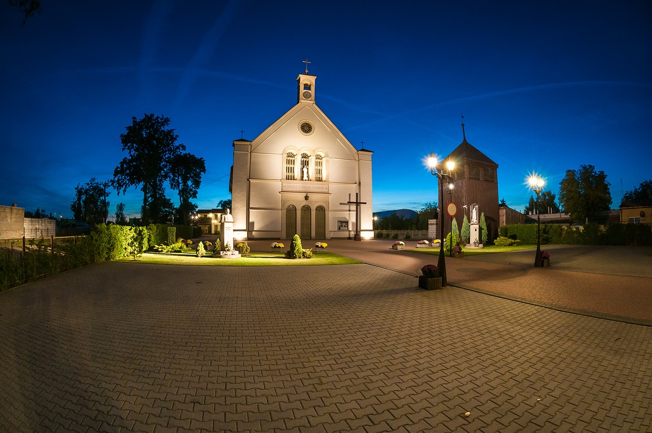 church rogoźno night photography free photo