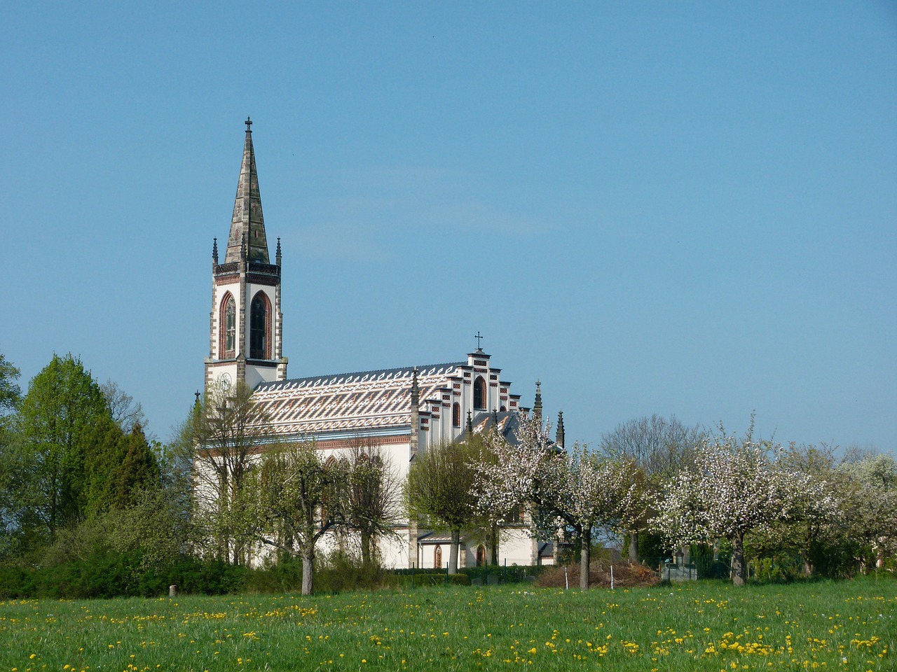 church leutersdorf catholic free photo