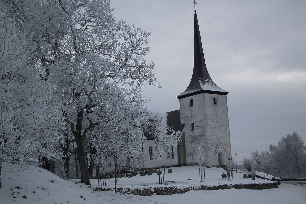 church winter snow free photo