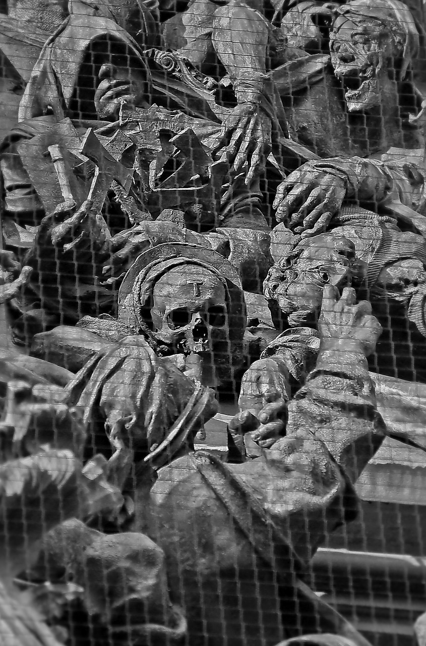 church bronze death free photo