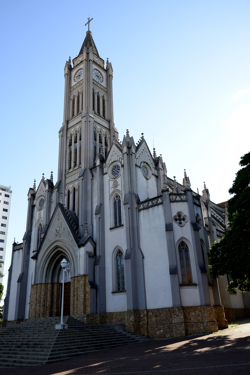 church architecture gothic free photo