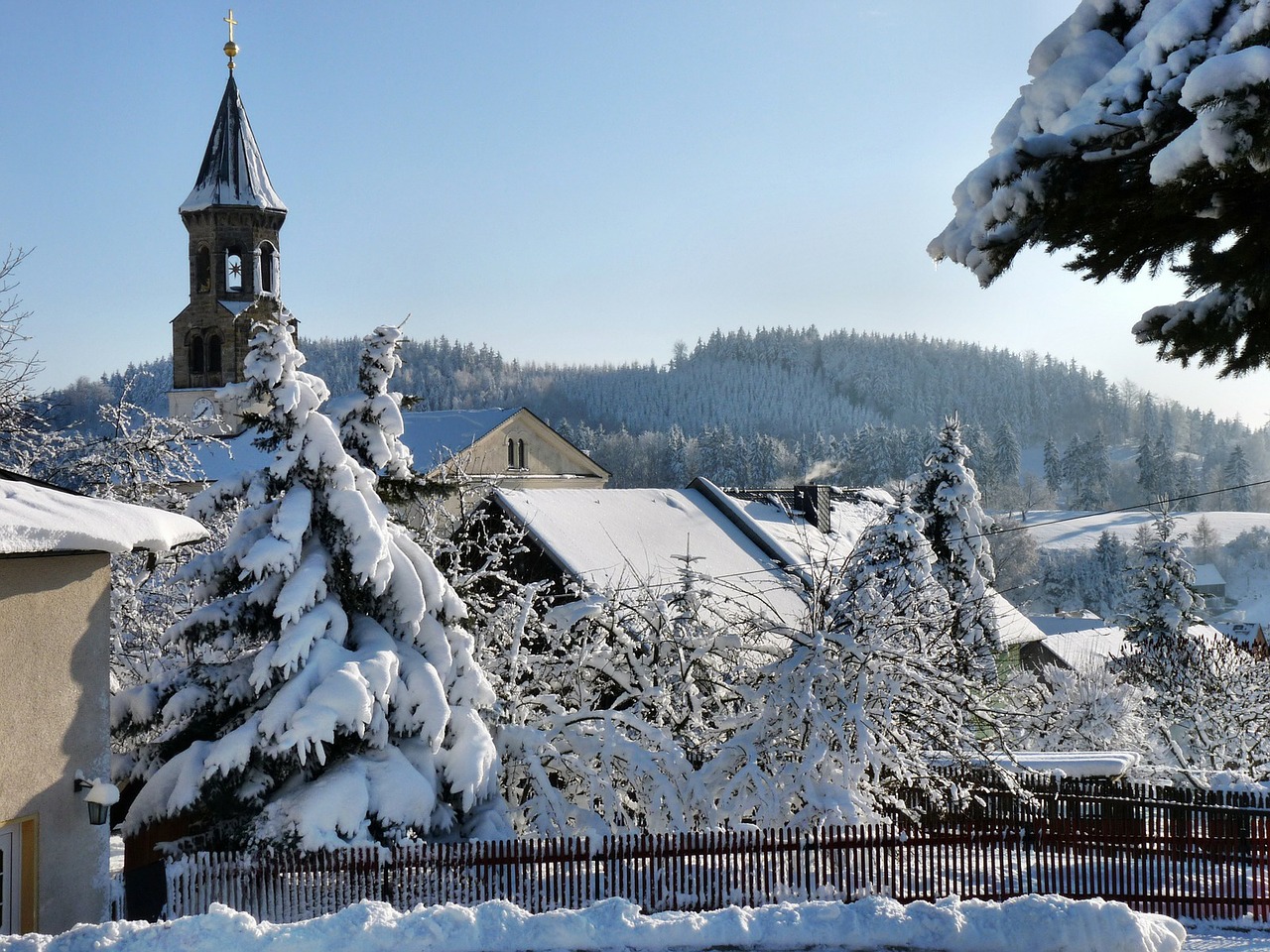 church saupsdorf winter free photo