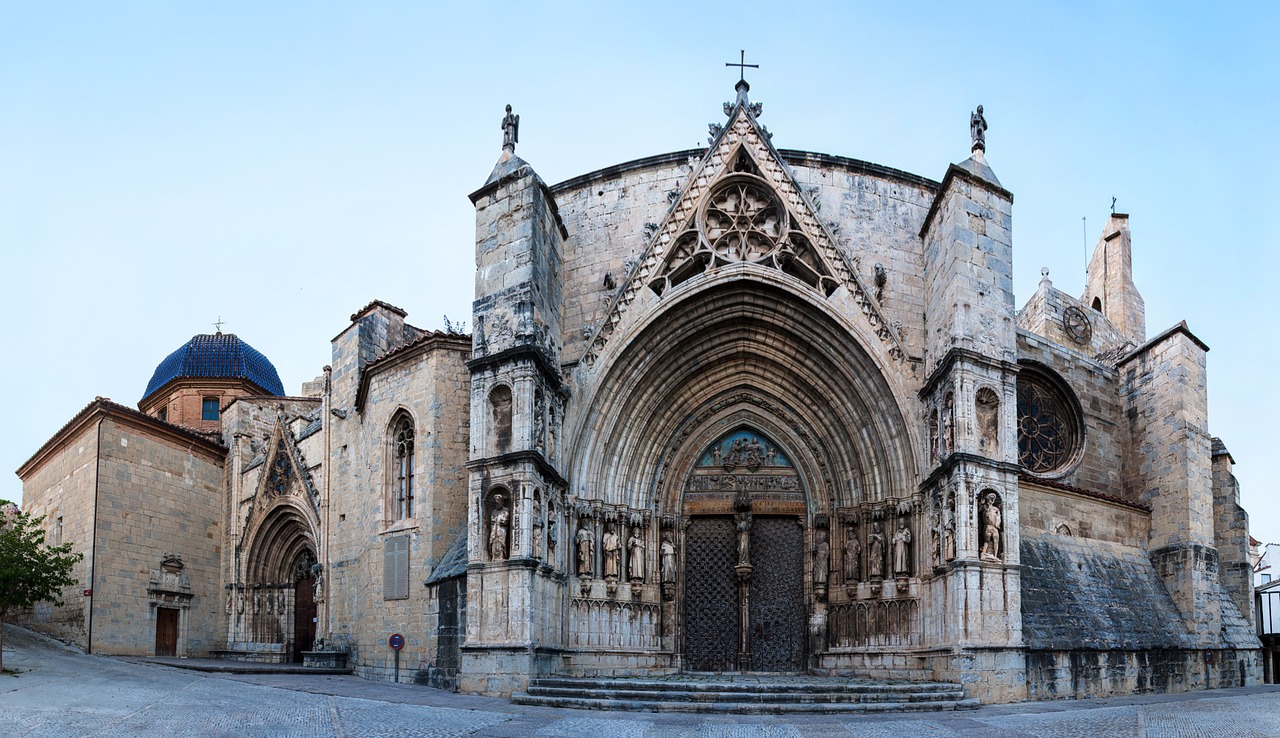 church building cathedral free photo