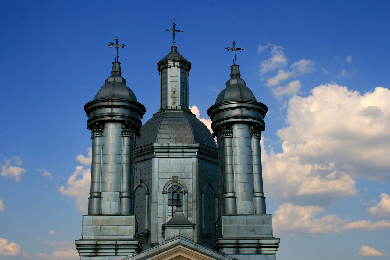 church sky cloud free photo