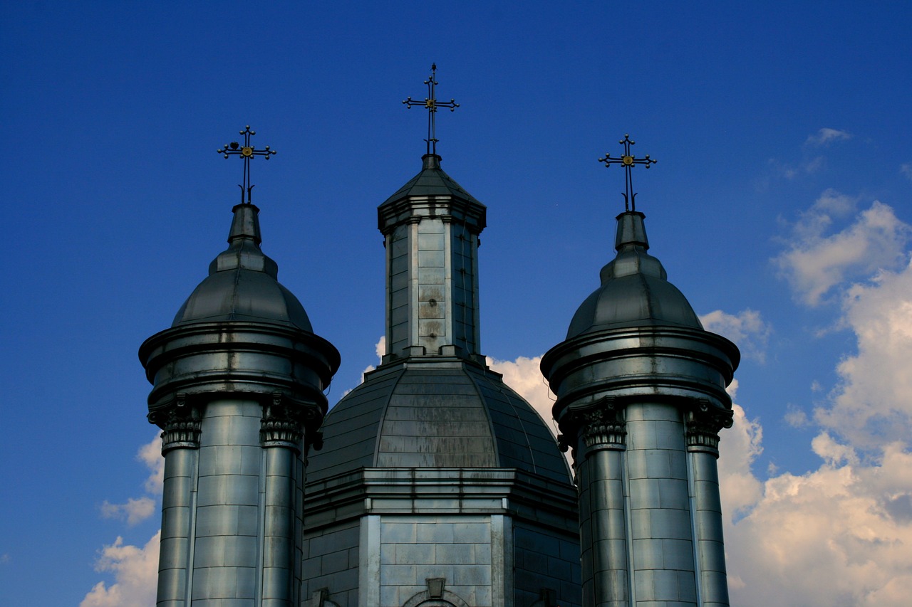 church sky cloud free photo