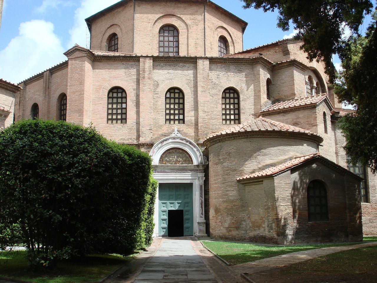 church italy medieval free photo