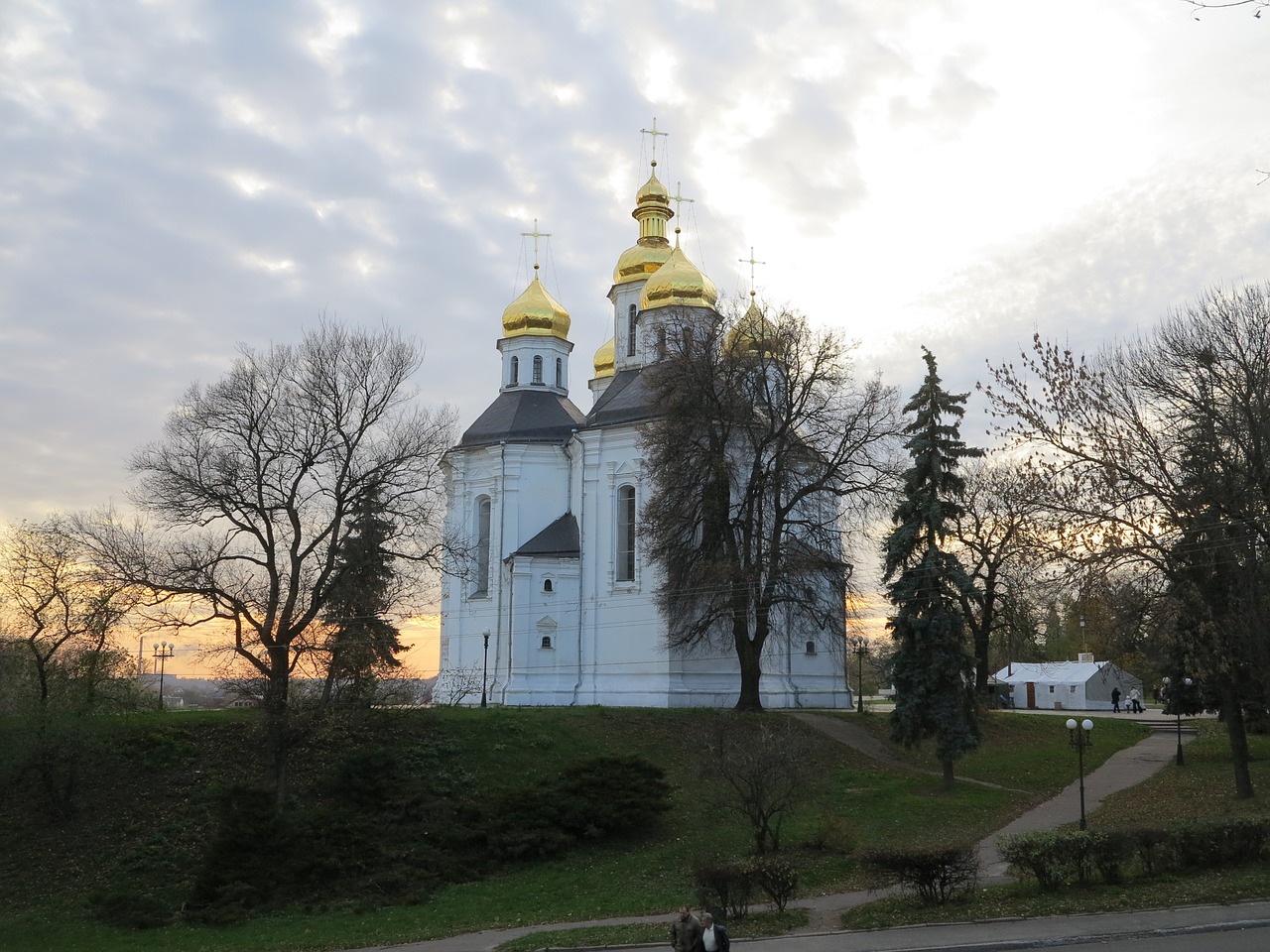 church evening chernihiv free photo