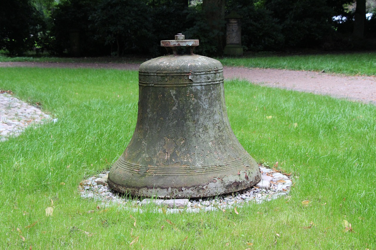 church bell bell ring free photo