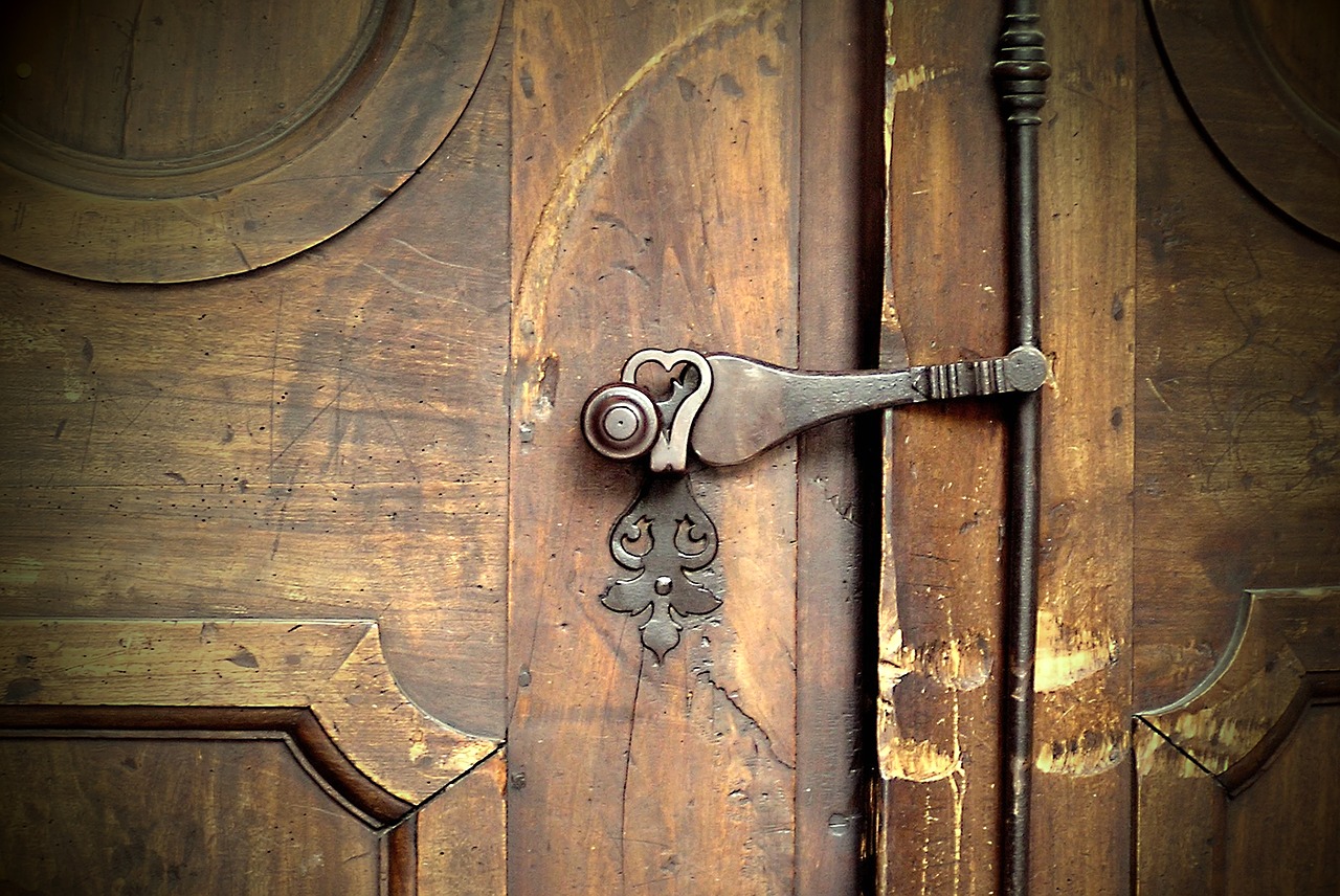 church door castle bolt free photo