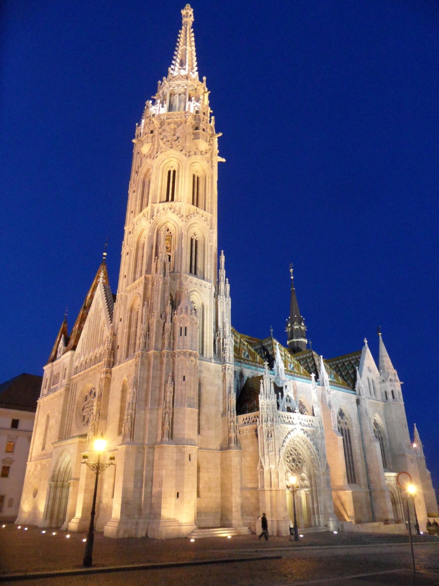 church church in budapest free pictures free photo