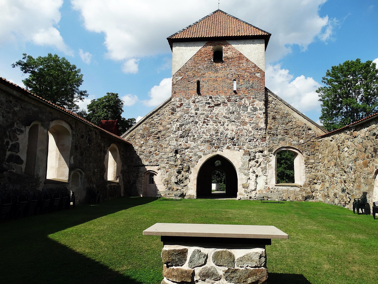 church ruin altar antiquities free photo