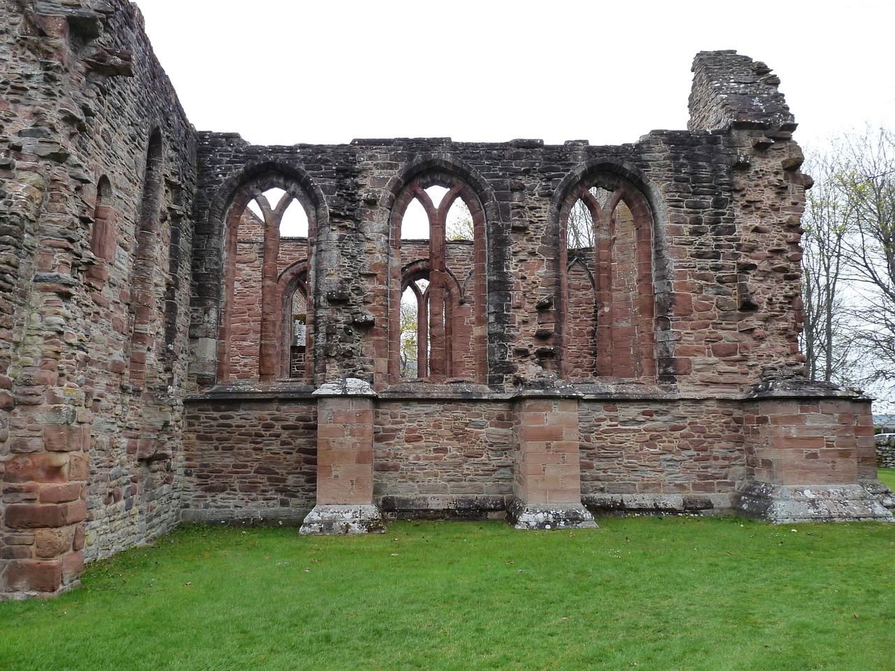 church ruins scotland decay free photo