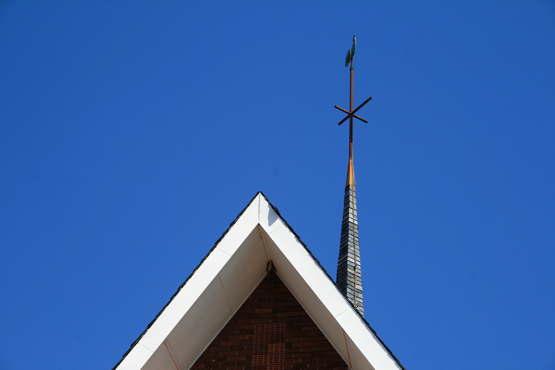 church facade roof free photo