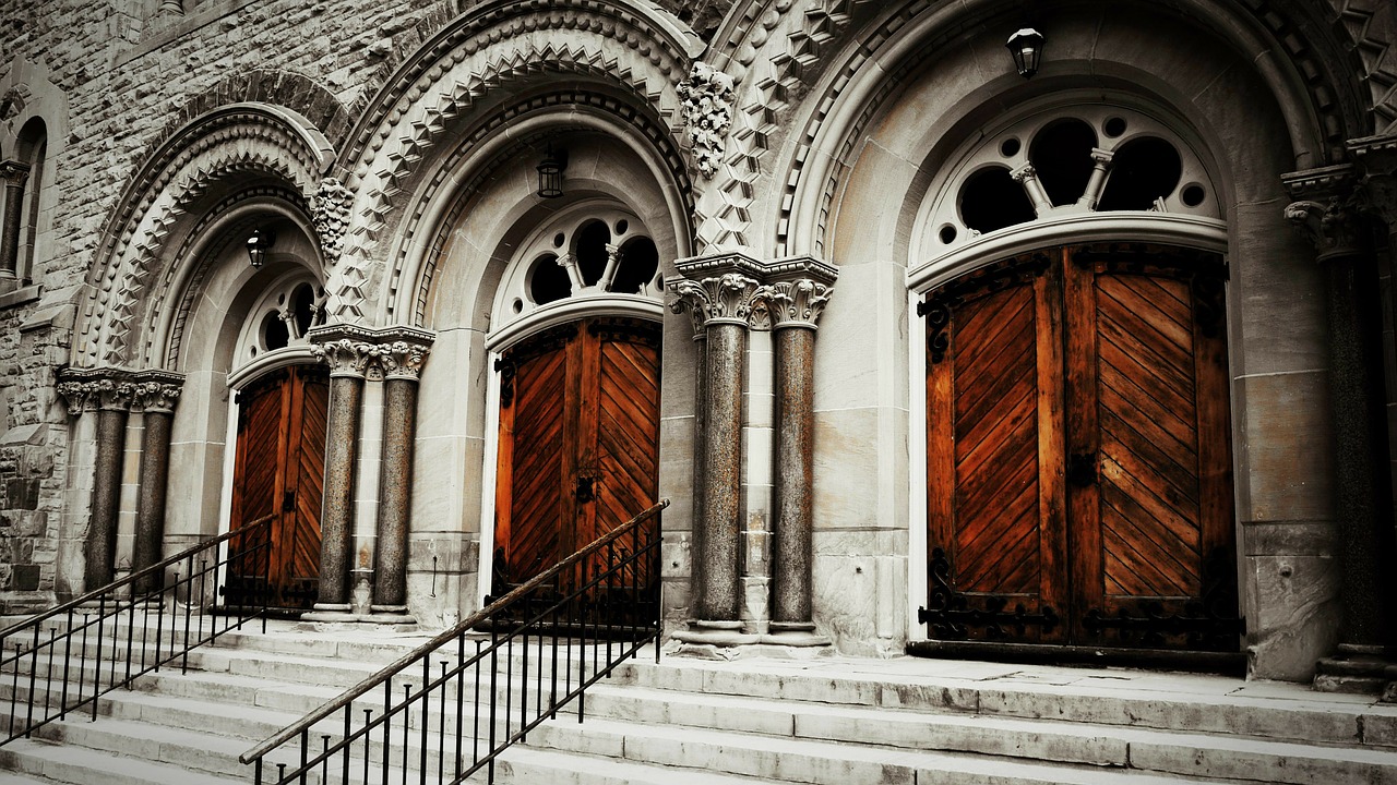 churches doors architecture free photo