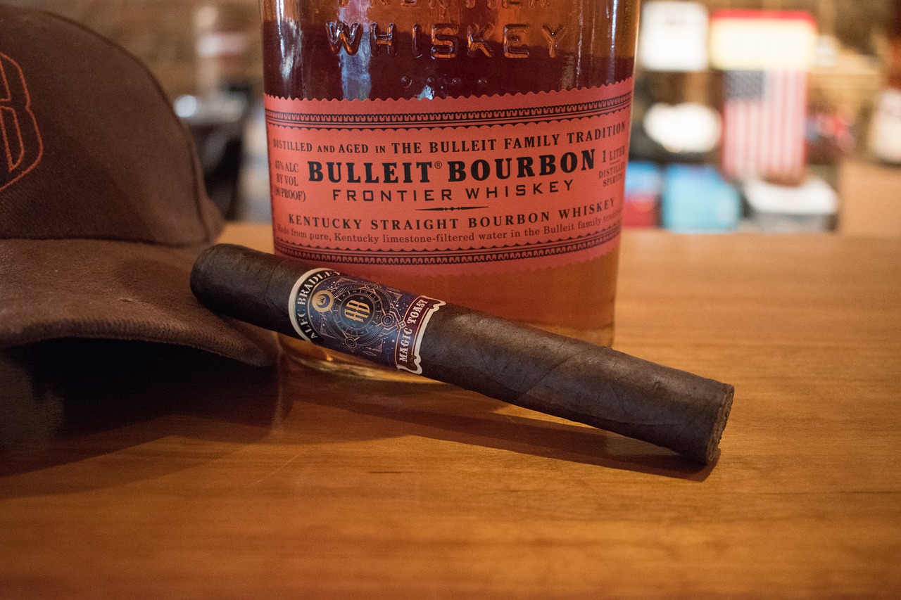 cigar  bourbon  drink free photo