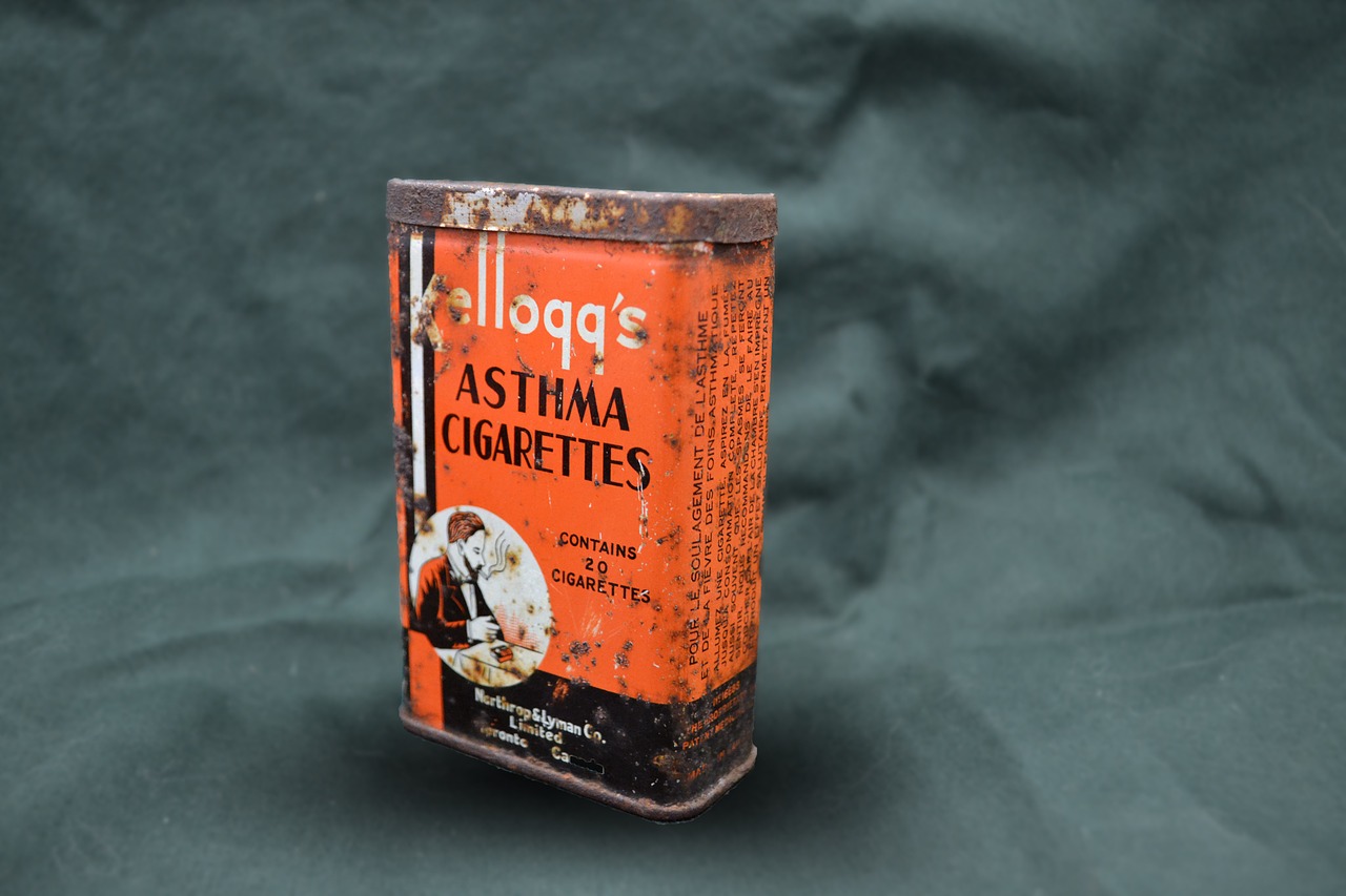 cigarettes kelloggs tin free photo