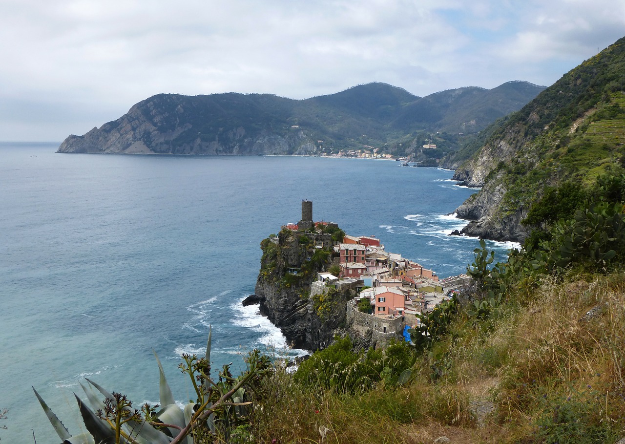 cinque terre amalfi coast holiday free photo