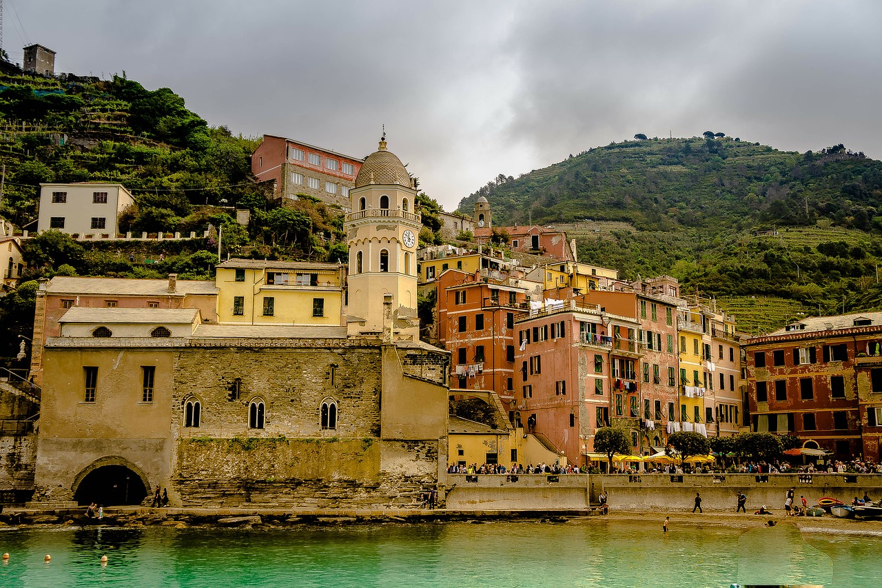 cinque terre italy beach free photo