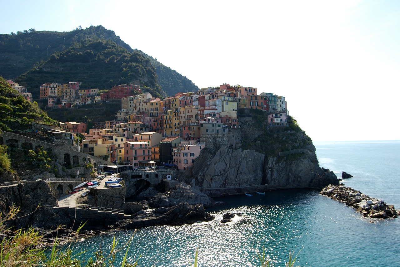 cinque terre liguria houses free photo