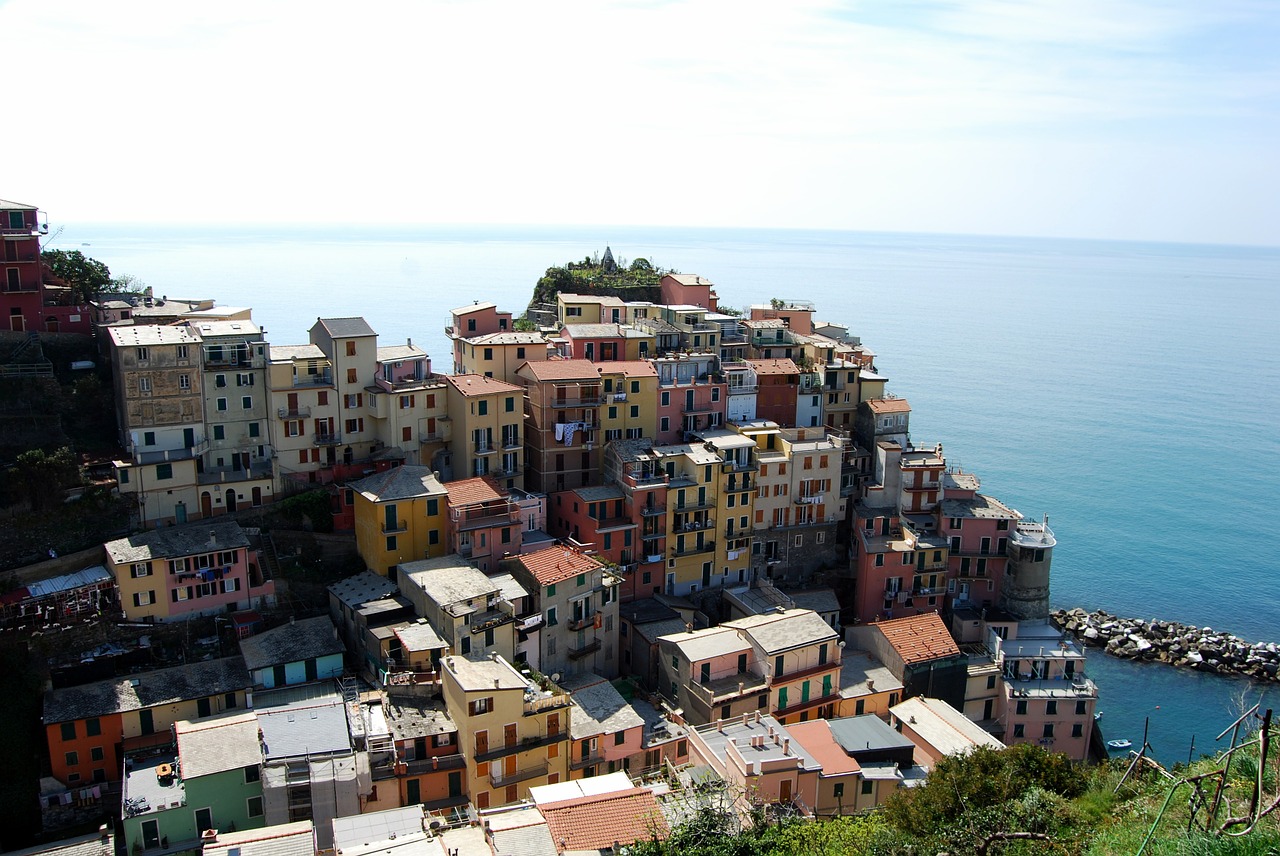 cinque terre liguria houses free photo