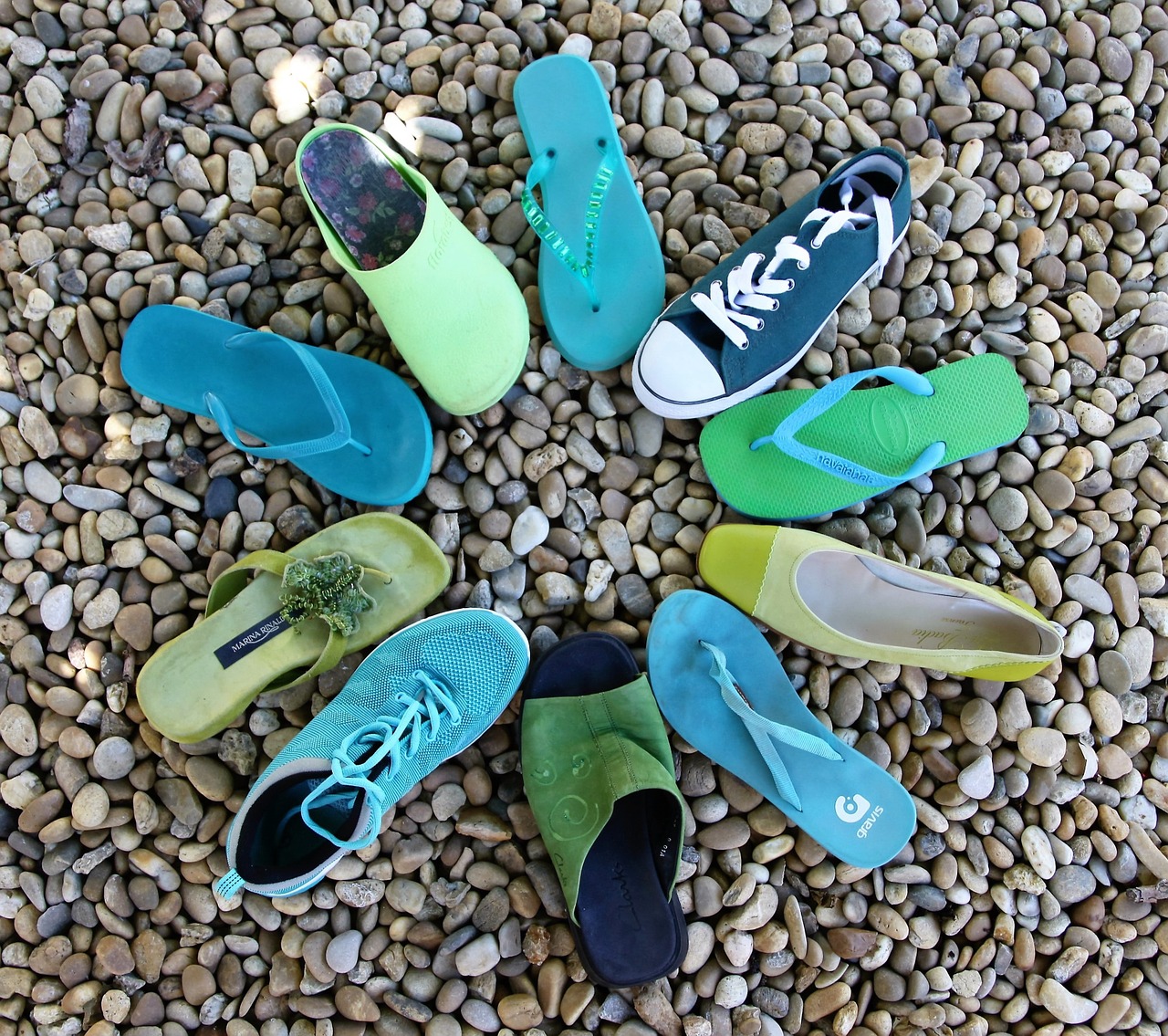 circle shoes blue and green free photo