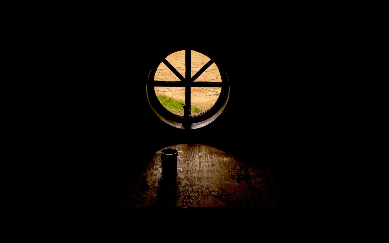 circle window dark free photo