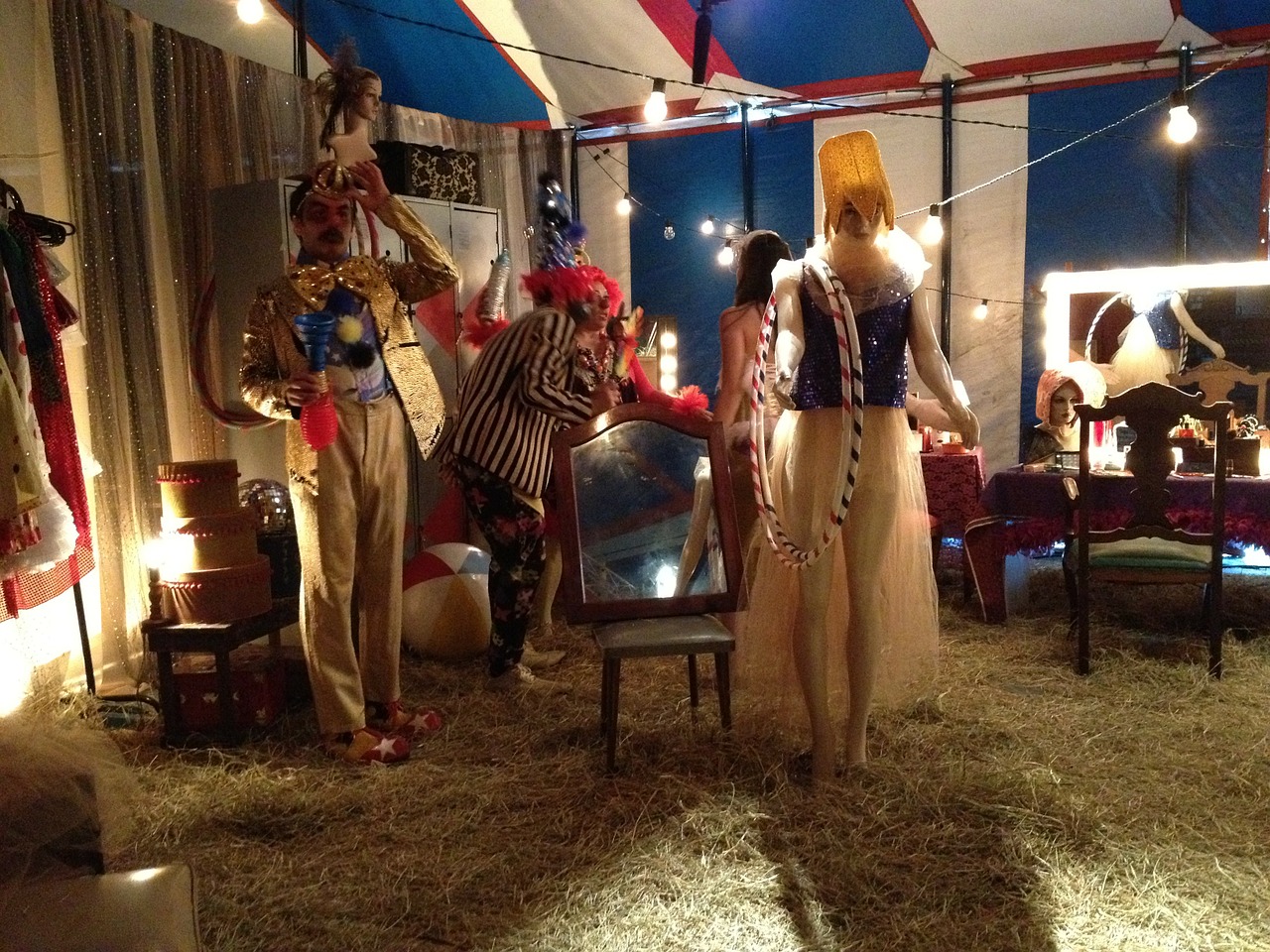 circus dressing-room performer free photo