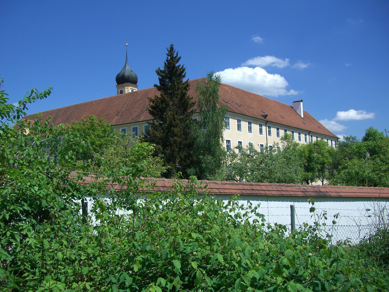 cistercian abbey oberschönenfeld monastery wall free photo