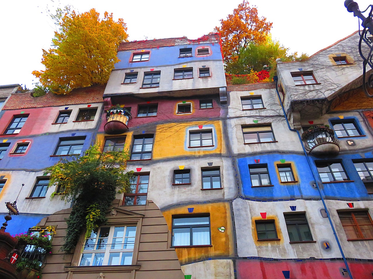 city building colors free photo