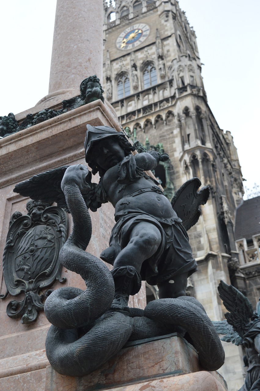munich monument cathedral free photo