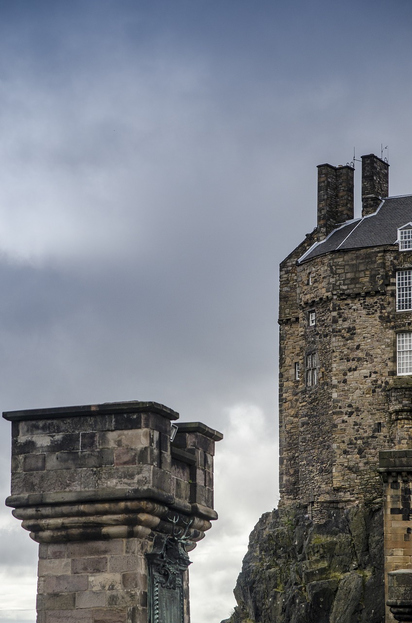 castle edinburgh scotland free photo