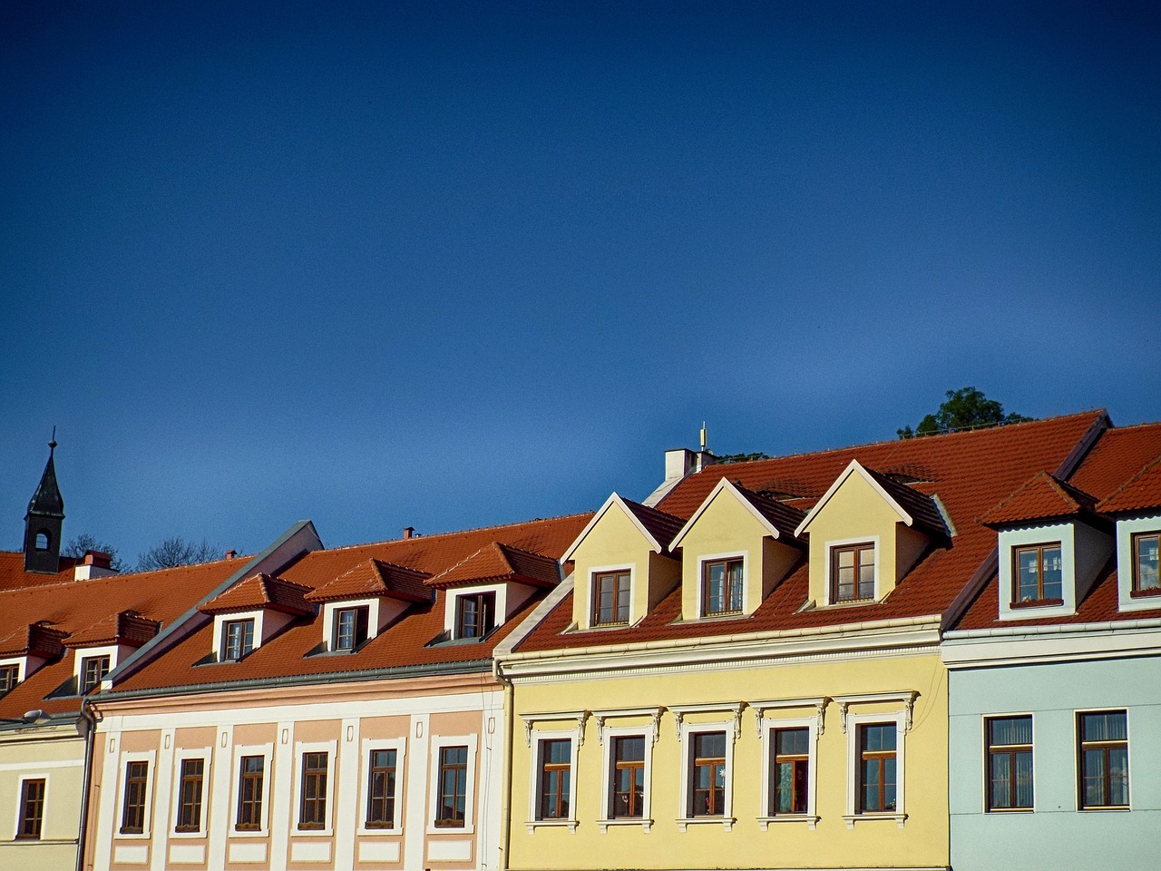 city houses roof free photo