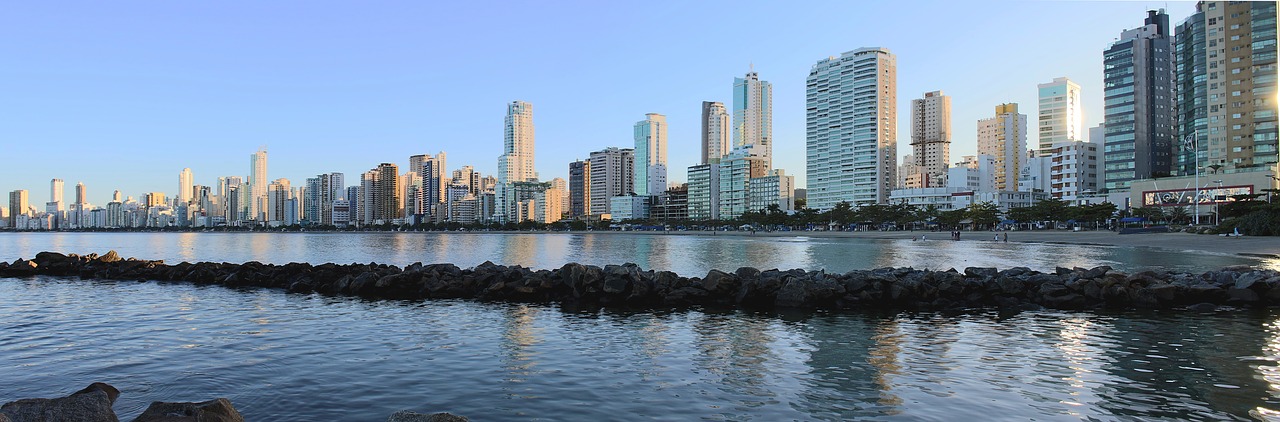 city beach panorama free photo