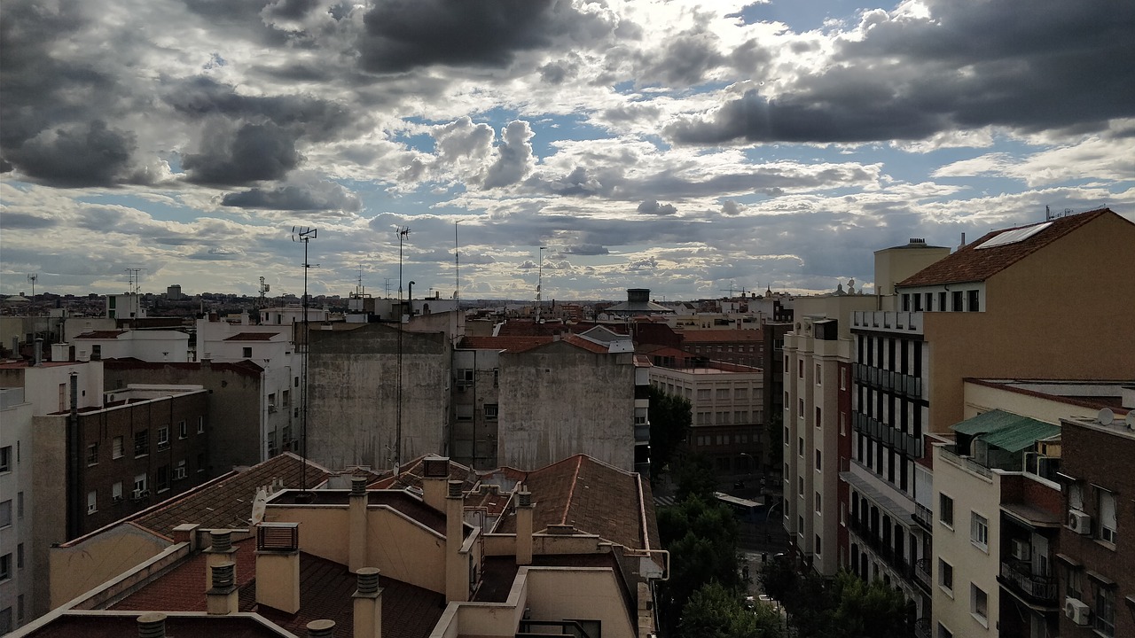 city clouds building free photo