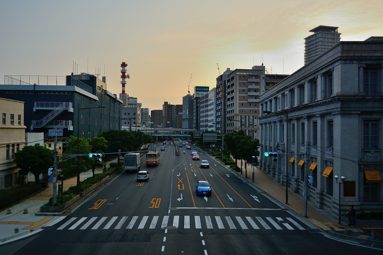 city traffic cityscape free photo