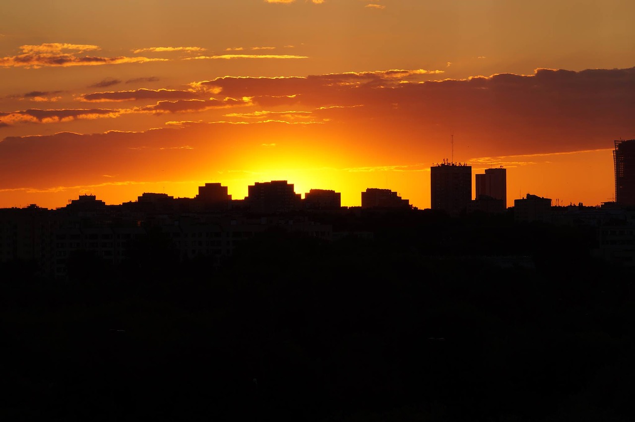 city sunset horizon free photo