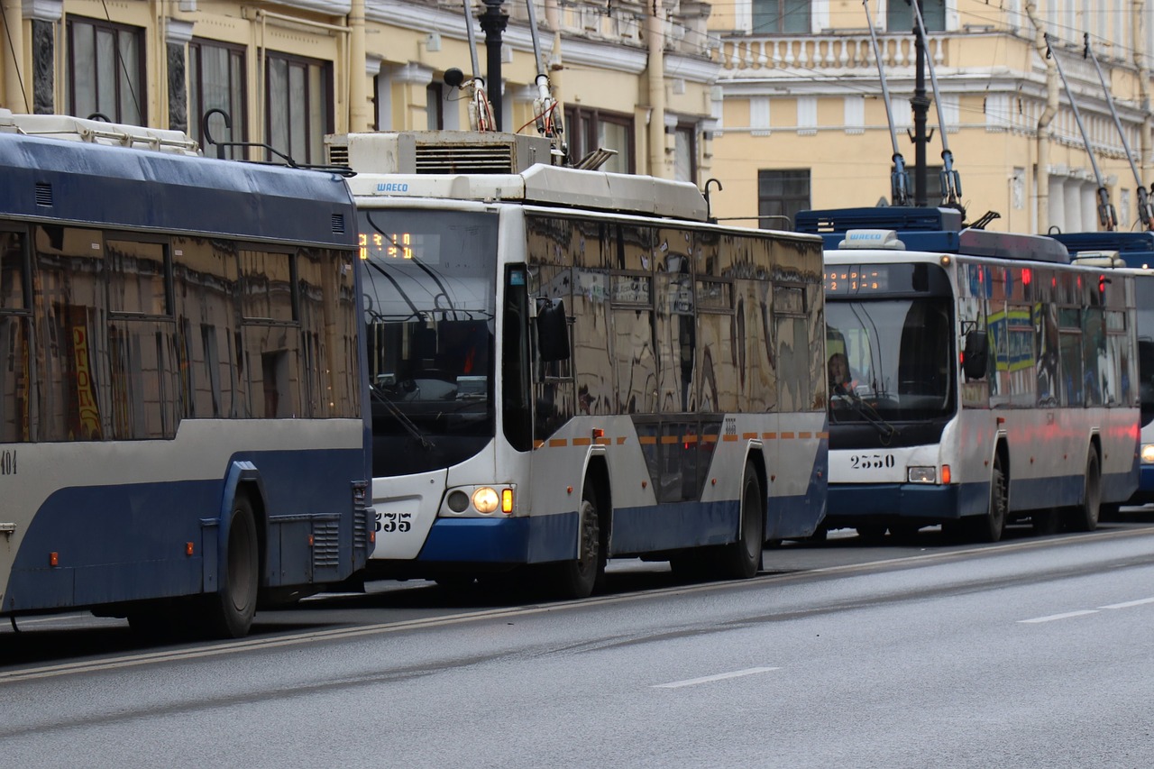 city  trolley bus  russia free photo