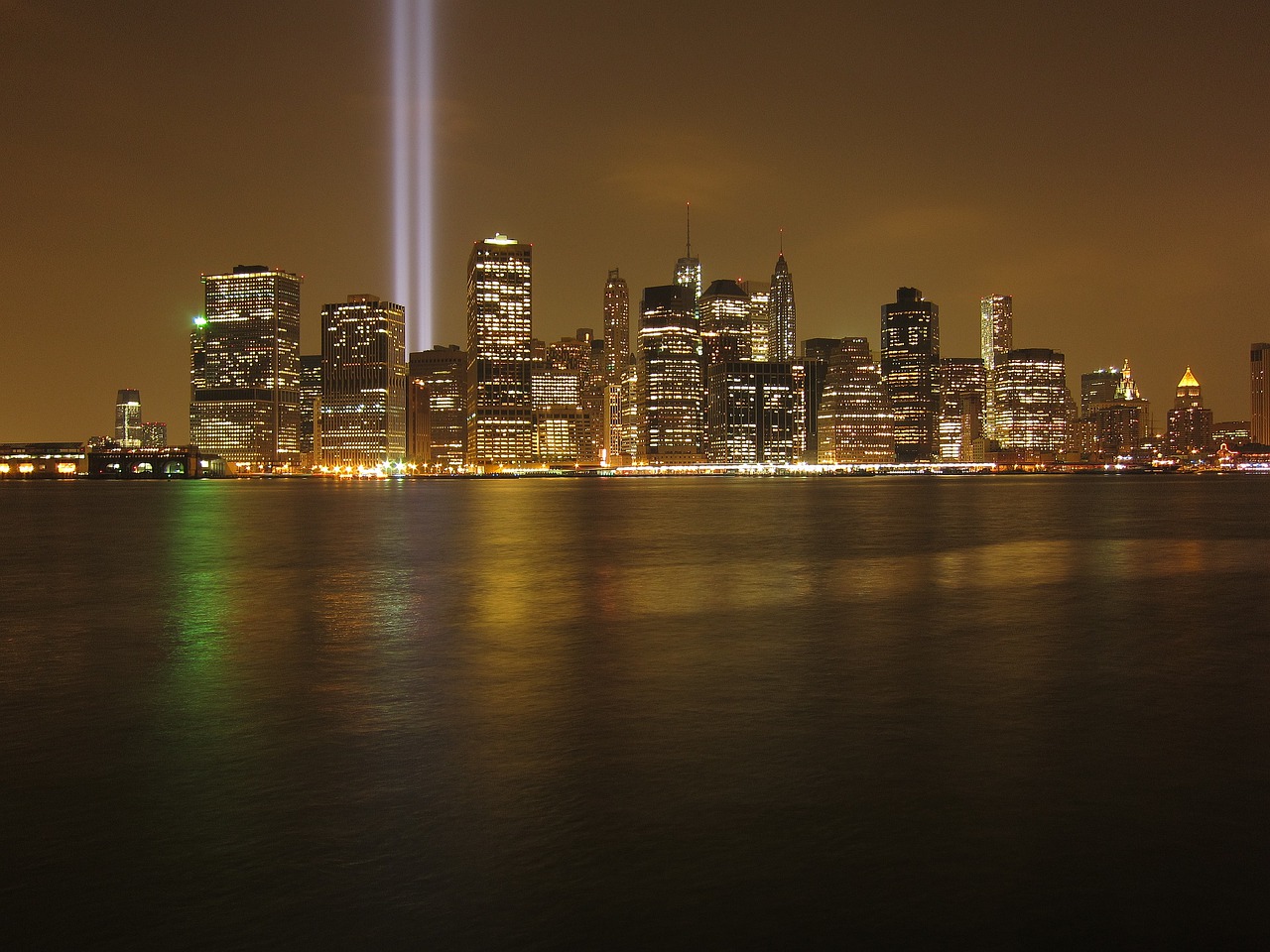 city  skyline  reflection free photo