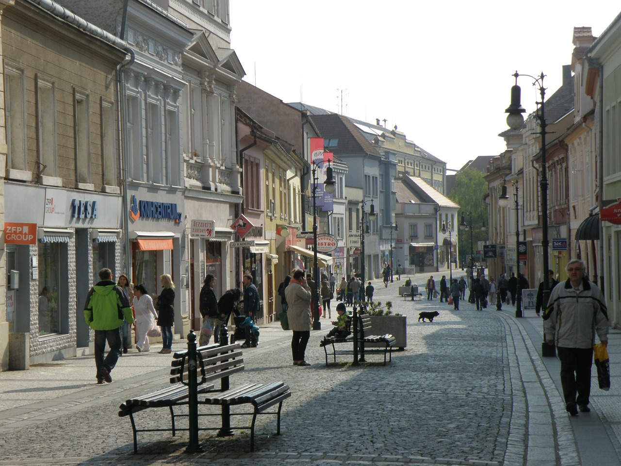 city louny street free photo