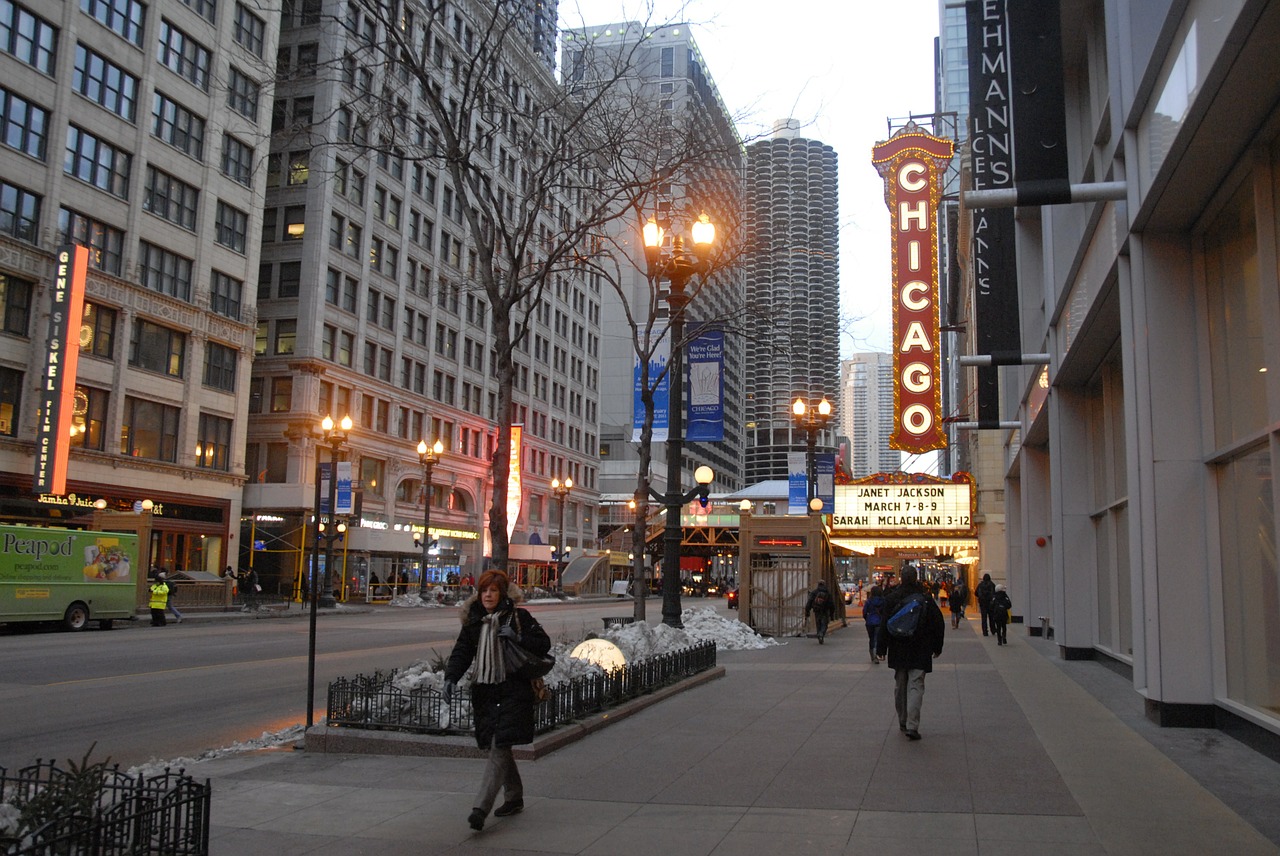 city street chicago free photo