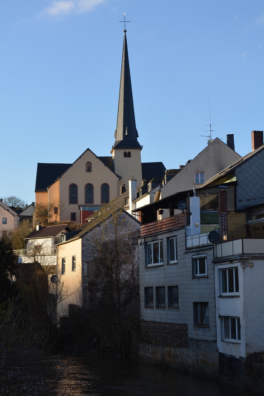 city waxweiler church free photo